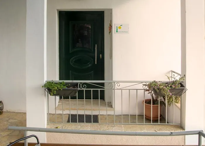 Lemon Tree House * Katávolos